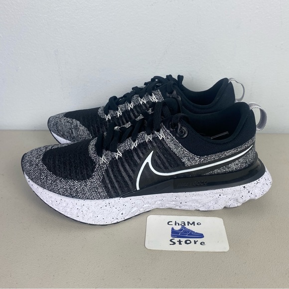 Nike React Infinity Run Flyknit 2 Oreo White Black Shoes CT2357-101 Mens Sz - Picture 3 of 9